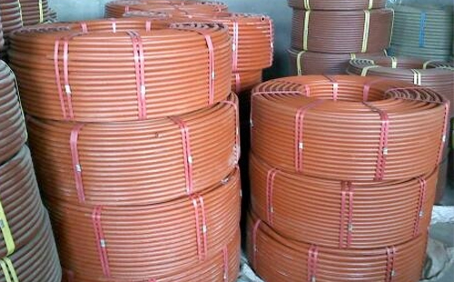 提升工程安全：聚乙烯(RPE)阻燃天山穿线管在现代建筑中的应用